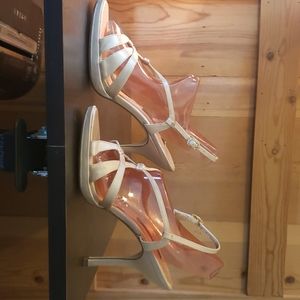 High heels gold formal shoes